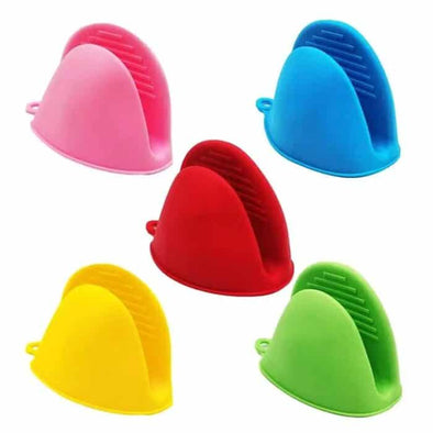 Silicone Heat Resistant Gloves Clips (Pair) – Random Color